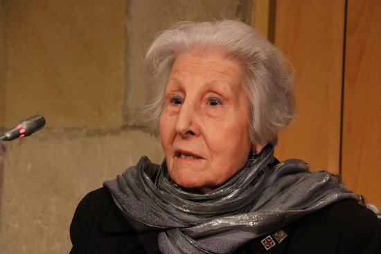 Writer and poet Rosa Fabregat at the presentation for the 2019 World Poetry Day (by Mar Vila)